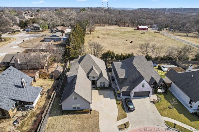 11427 S Ash Street, Jenks, OK 74037