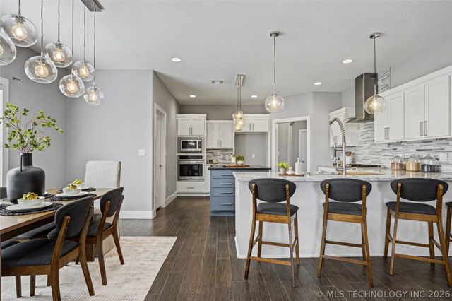 11427 S Ash Street, Jenks, OK 74037