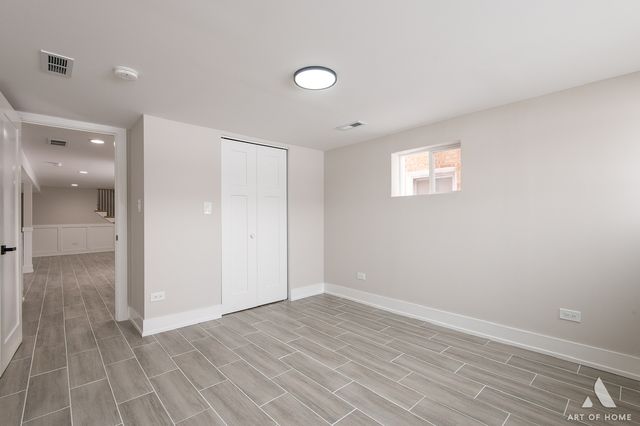 7715 New England Avenue, Burbank, IL 60459