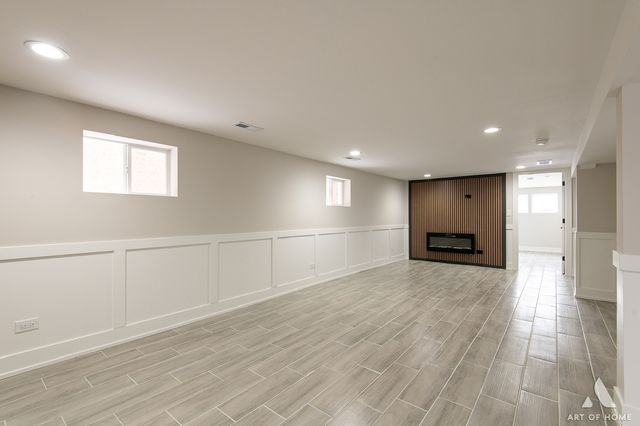 7715 New England Avenue, Burbank, IL 60459