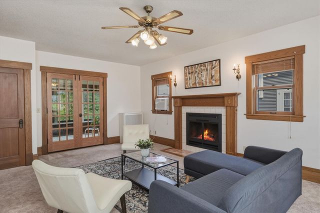 2133 Goodrich Avenue, Saint Paul, MN 55105