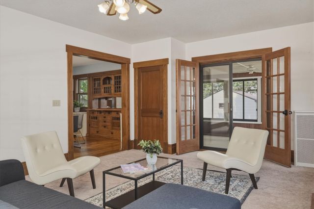 2133 Goodrich Avenue, Saint Paul, MN 55105