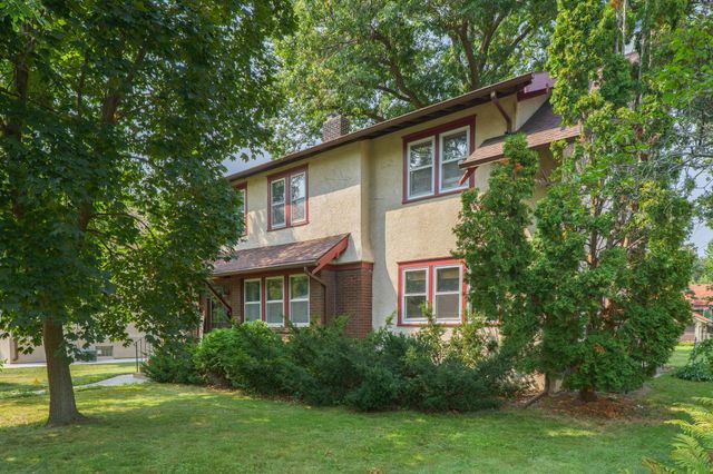 2133 Goodrich Avenue, Saint Paul, MN 55105
