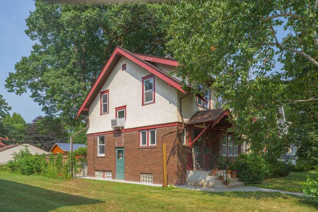 2133 Goodrich Avenue, Saint Paul, MN 55105