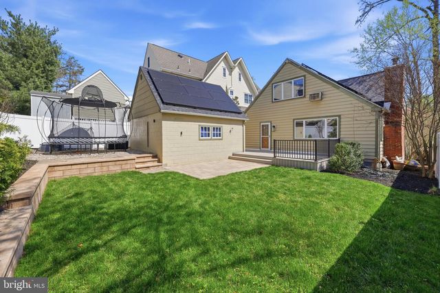 404 CENTRE ST, Haddonfield, NJ 08033