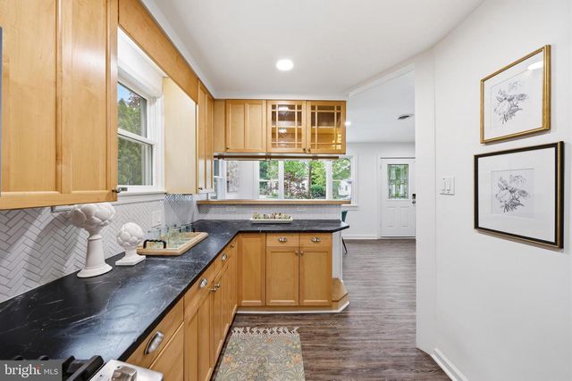 404 CENTRE ST, Haddonfield, NJ 08033