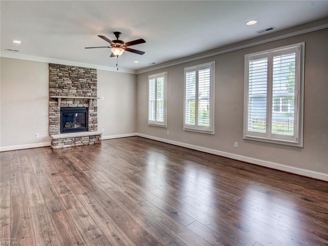 88 Alexandria WAY, Carrollton, VA 23314