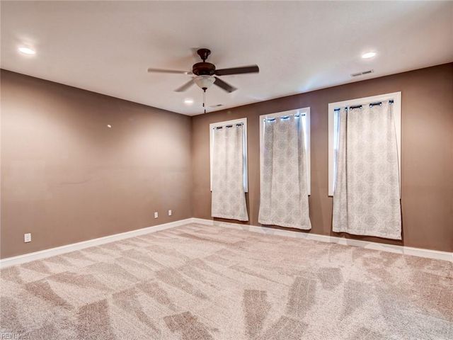 88 Alexandria WAY, Carrollton, VA 23314