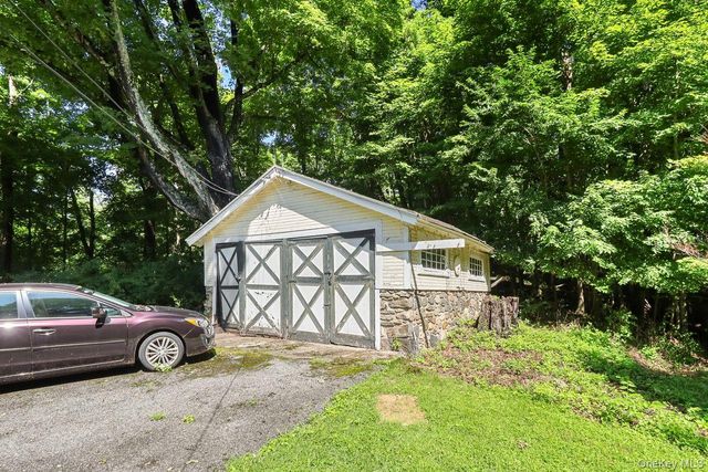 1059 Hanover Street, Yorktown Heights, NY 10598