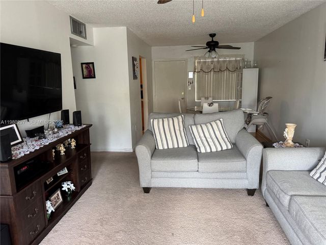 6507 Winfield Boulevard 111AC, Margate, FL 33063