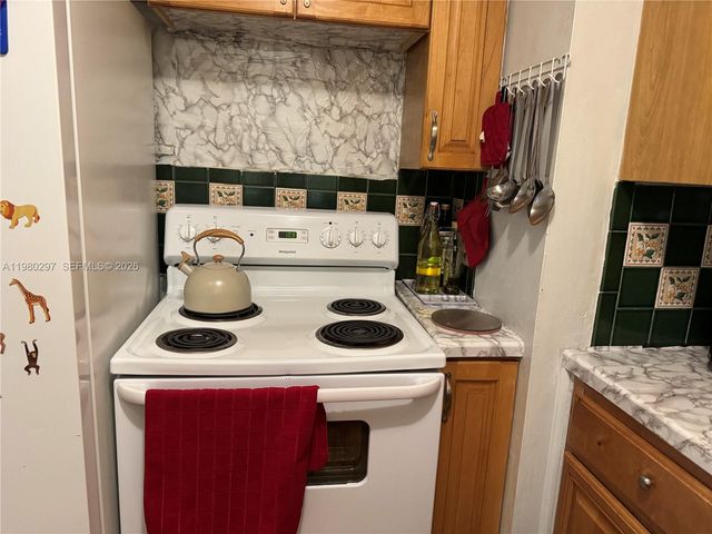6507 Winfield Boulevard 111AC, Margate, FL 33063