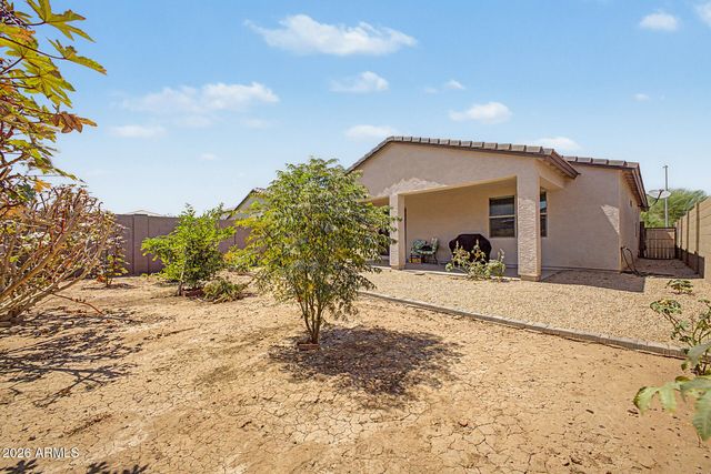 5735 W JONES Avenue, Phoenix, AZ 85043