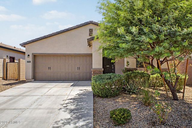 5735 W JONES Avenue, Phoenix, AZ 85043