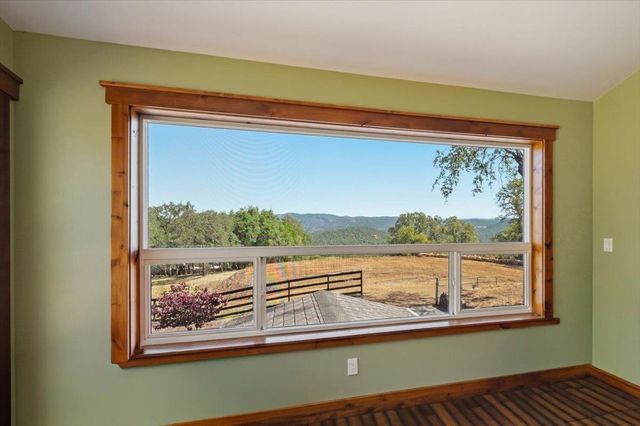 19441 Edgett, Penn Valley, CA 95946