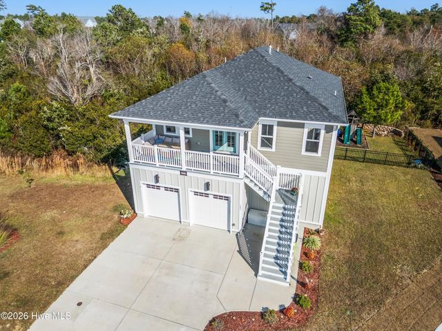 607 Trawler Place, Newport, NC 28570