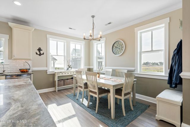 607 Trawler Place, Newport, NC 28570