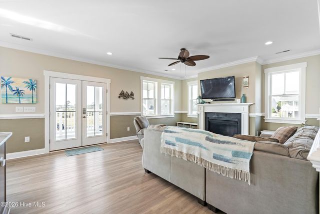 607 Trawler Place, Newport, NC 28570