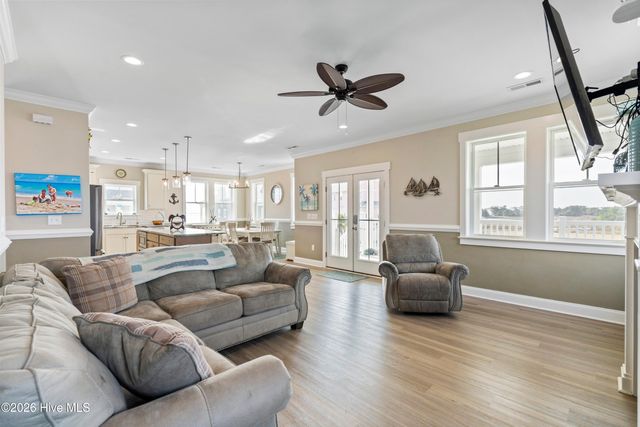 607 Trawler Place, Newport, NC 28570