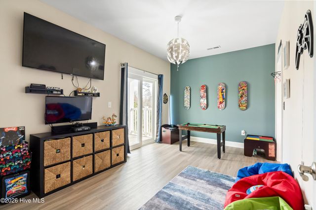 607 Trawler Place, Newport, NC 28570