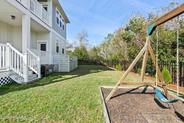 607 Trawler Place, Newport, NC 28570