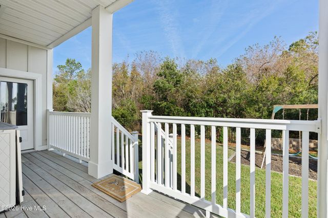 607 Trawler Place, Newport, NC 28570