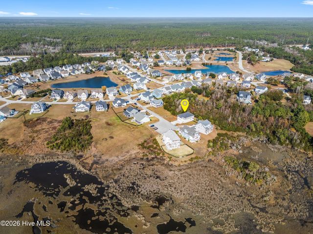 607 Trawler Place, Newport, NC 28570