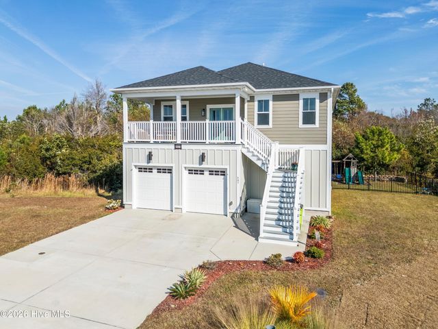 607 Trawler Place, Newport, NC 28570