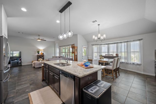 204 Elm Green CV, Hutto, TX 78634