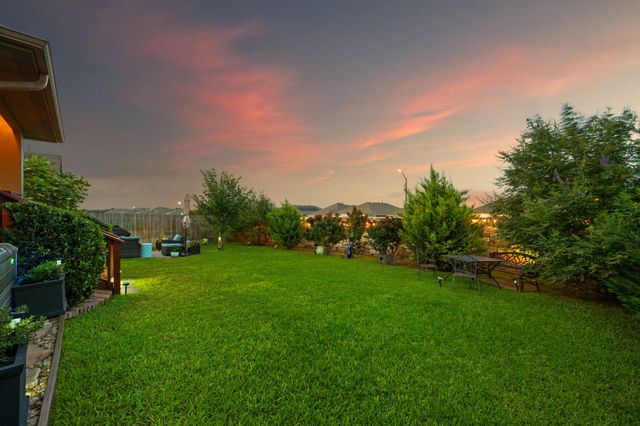 204 Elm Green CV, Hutto, TX 78634