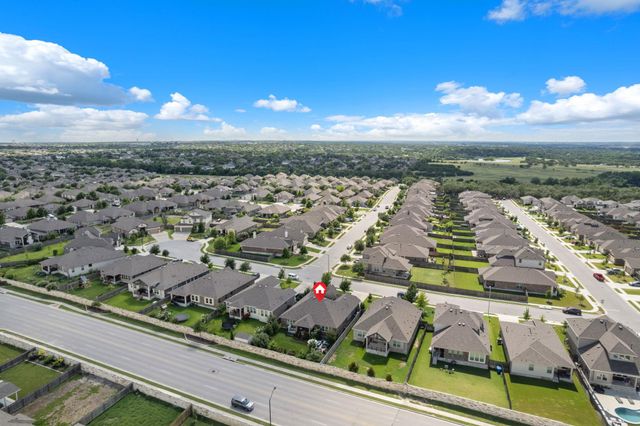 204 Elm Green CV, Hutto, TX 78634