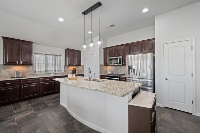204 Elm Green CV, Hutto, TX 78634