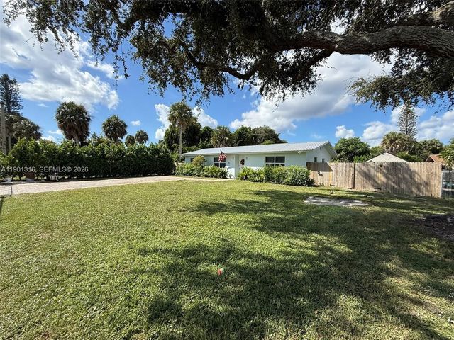 9546 SW Adams Street, Okeechobee, FL 34974