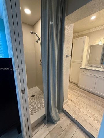 9546 SW Adams Street, Okeechobee, FL 34974