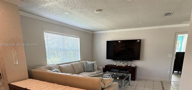 9546 SW Adams Street, Okeechobee, FL 34974