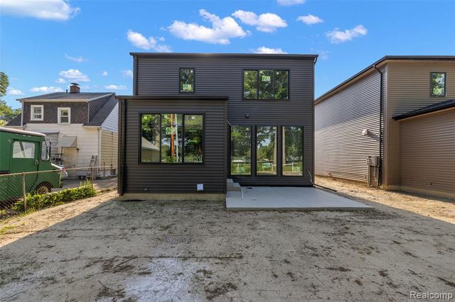 3139 Grayson Street, Ferndale, MI 48220