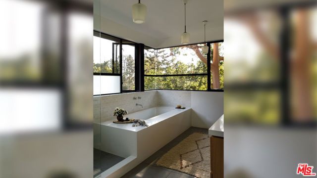 8970 Wonderland Park Avenue, Los Angeles, CA 90046