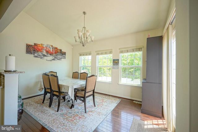 27 CARRINGTON WAY, Marlton, NJ 08053