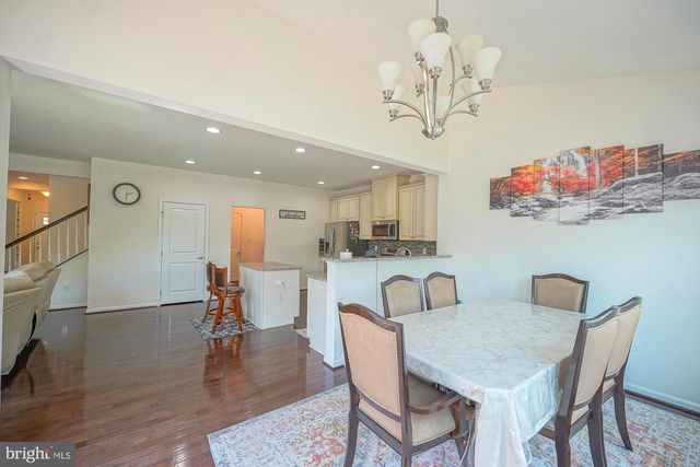 27 CARRINGTON WAY, Marlton, NJ 08053