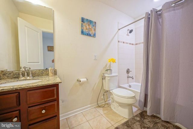 27 CARRINGTON WAY, Marlton, NJ 08053