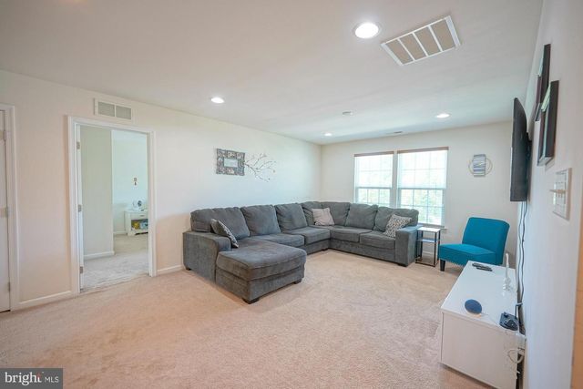 27 CARRINGTON WAY, Marlton, NJ 08053