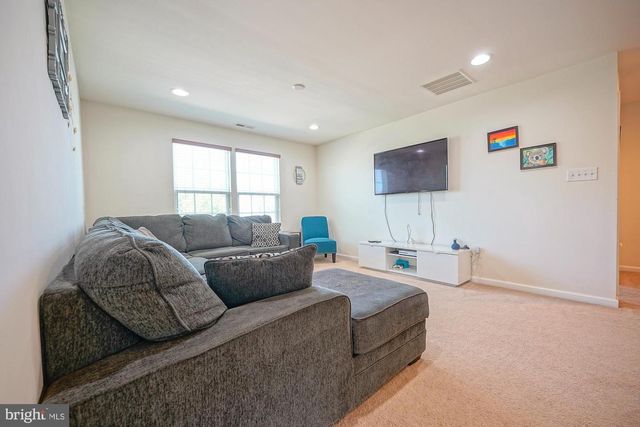 27 CARRINGTON WAY, Marlton, NJ 08053