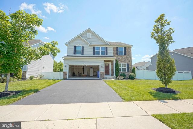 27 CARRINGTON WAY, Marlton, NJ 08053