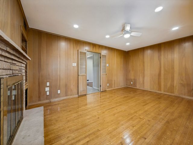 6224 Berryhill Street, Dallas, TX 75231