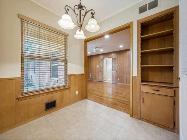 6224 Berryhill Street, Dallas, TX 75231