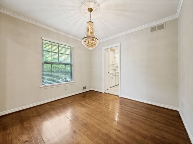 6224 Berryhill Street, Dallas, TX 75231