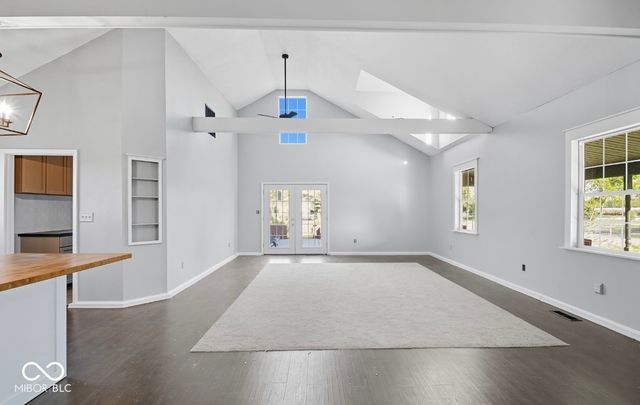 4450 W 300 N, Fairland, IN 46126