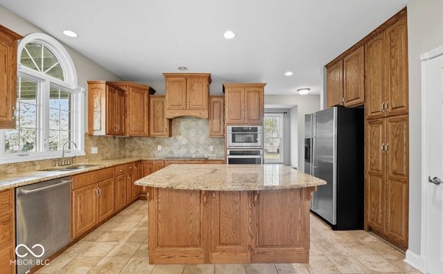 4450 W 300 N, Fairland, IN 46126