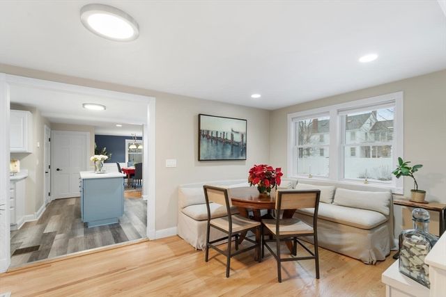 3 Summer St 2, Topsfield, MA 01983