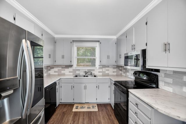 1705 Redwood, Moncks Corner, SC 29461