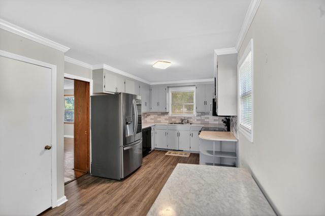 1705 Redwood, Moncks Corner, SC 29461
